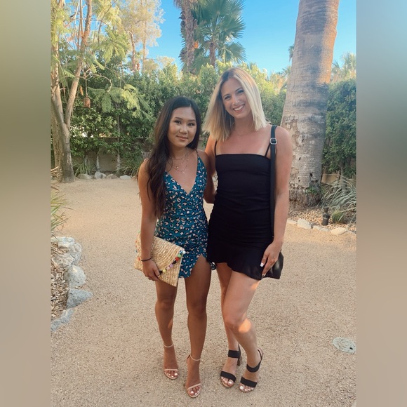 SUPERDOWN MIA MINI DRESS IN LEOPARD - Picture 5 of 7